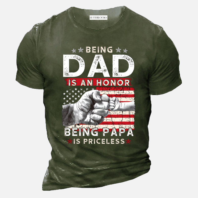 Being Dad Is An Honor Being Papa Is Priceless USA Flag Men's Casual T-Shirt